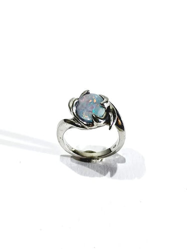 Bague 53 Bague en or blanc 18 carats à opale 58 Facettes