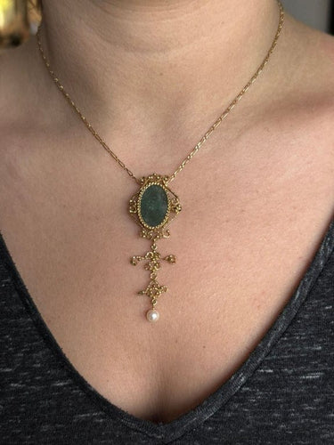 Pendentif Broche pendentif en or jaune 18 carats avec jade et perle 58 Facettes