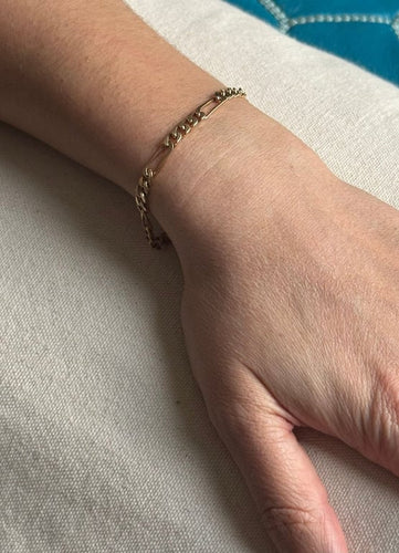 f692ab4d-a2ed-425e-6a80-b18e3a6cf400