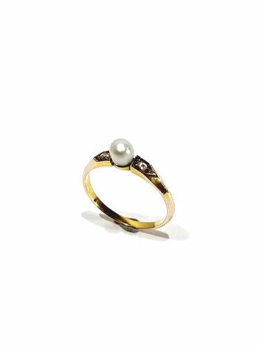Bague 51 Bague ancienne en or rose 18 carats avec perle et diamants 58 Facettes