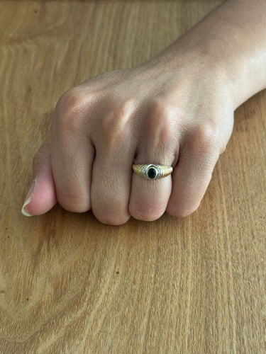 Bague 54.5 Bague en or jaune 18 carats avec diamants et saphir 58 Facettes