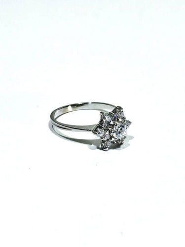 Bague 54 Bague étoile en or blanc 18 carats et diamants 58 Facettes