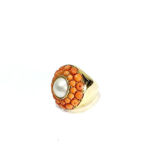 Bague 50.5 Bague en or jaune 18 carats avec perles de corail 58 Facettes