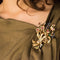 Broche Broche bouquet rétro en or jaune 18 carats et pierres 58 Facettes 18-264
