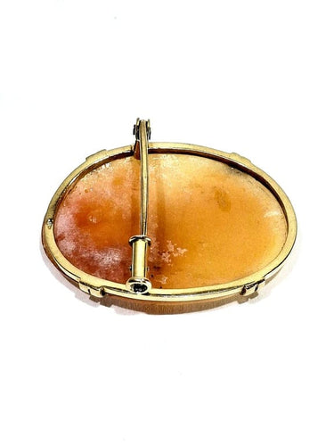 Broche Broche camée coquillage en or jaune 18 carats 58 Facettes