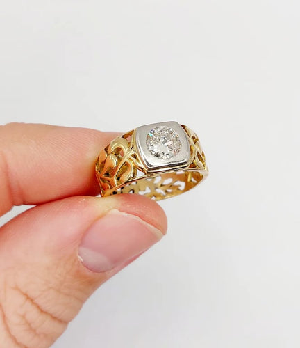 9d4b59bc-00e0-4d92-9558-f72ff2405c00