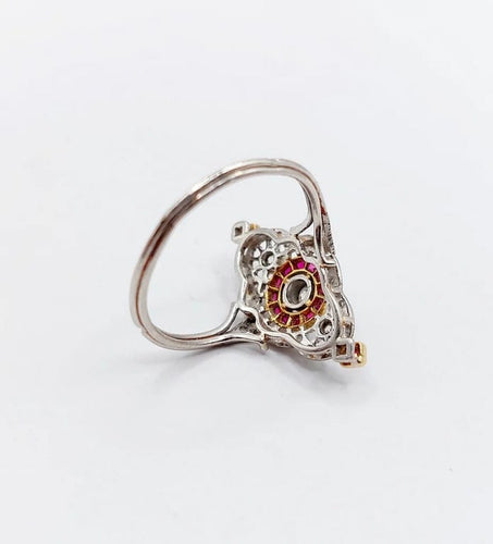 Bague 51 Bague marquise Art déco en platine, diamants et rubis synthétiques 58 Facettes A06548