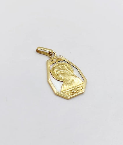 f07c6990-fdb8-4070-162c-8984108c6400