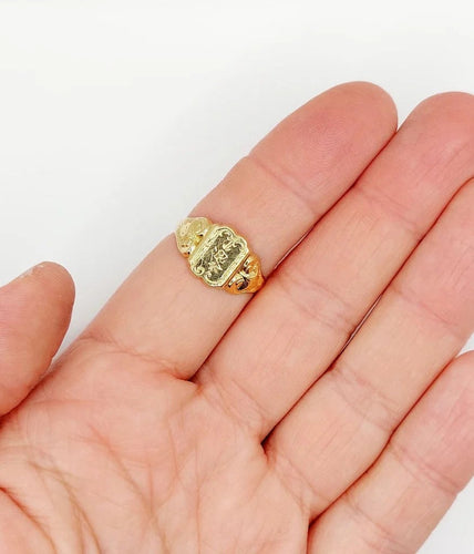 Bague 61 Chevalière victorienne - Bague en or 18k fleur ciselée 58 Facettes A06637