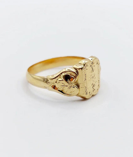 Bague 61 Chevalière victorienne - Bague en or 18k fleur ciselée 58 Facettes A06637