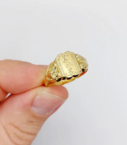 Bague 61 Chevalière victorienne - Bague en or 18k fleur ciselée 58 Facettes A06637