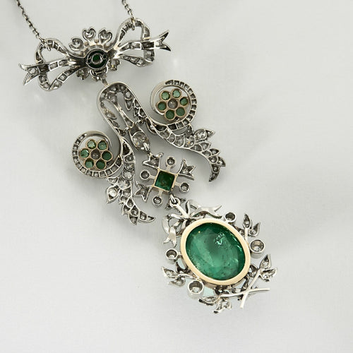Collier Collier Guirlandes Belle Époque en platine et or jaune, émeraudes et diamants 58 Facettes CAN1616X3