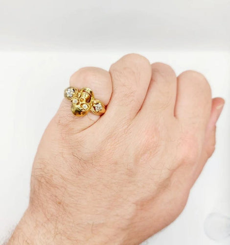 Bague 56.5 Bague momento mori ancienne tête de mort en or jaune 14k et diamants 58 Facettes A05056