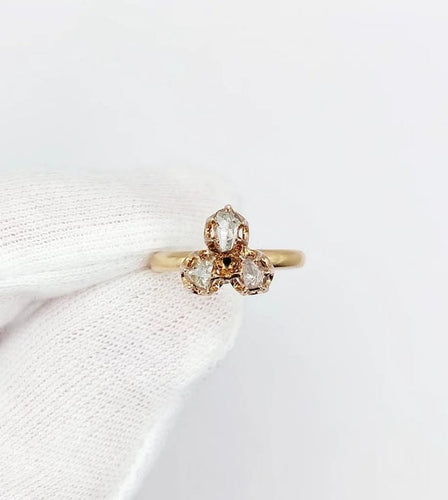 Bague 52 Bague victorienne trèfle en or rose 18k et diamants 58 Facettes A02570