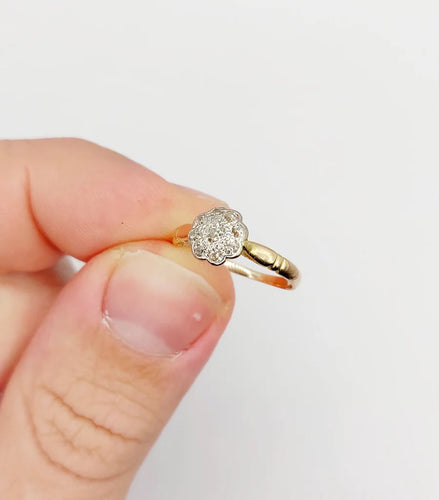 Bague 48.5 Bague marguerite en or jaune 18k et platine avec diamants 58 Facettes A06229