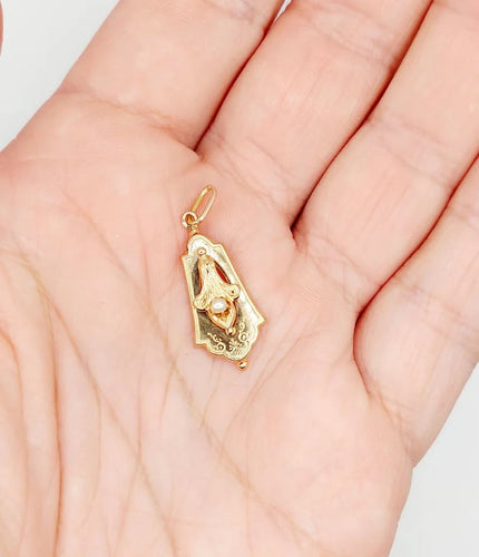 3fdbdab2-5757-4a0e-5ed5-63e03863e900