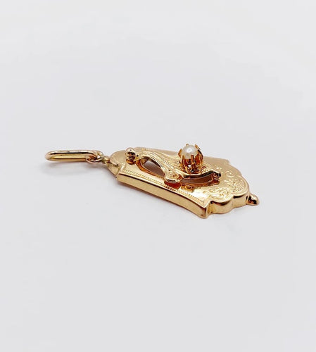 858f0656-b8af-4e0a-696a-750f2e7f9600