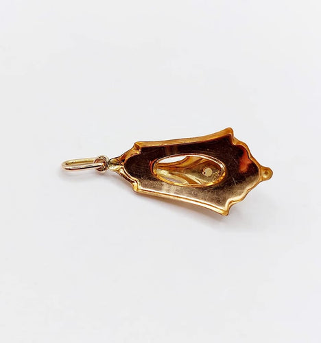 c22d8bf6-0f5a-4523-d562-e0e49b75d300