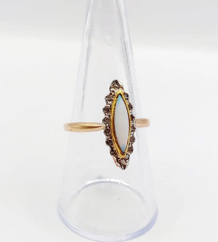 Bague 57 Bague marquise en or rose 18k avec opale et diamants taille rose 58 Facettes A06341