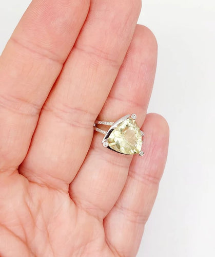 a3c21230-1ee7-41c1-b74a-7dfbc397d300