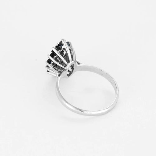Bague 53.5 La Marquise Prestige - Bague marquise en or blanc avec diamants et saphirs 58 Facettes LP1459/