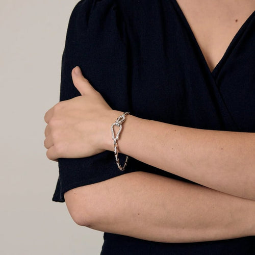 cd43c1a5-4b8e-46d2-a80d-652378e99a00