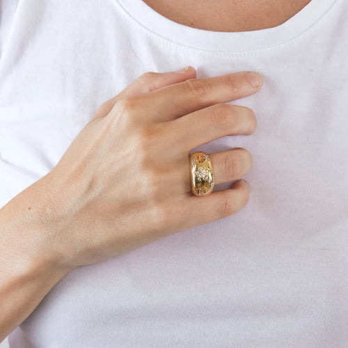 0f4a6c8c-5904-4e64-219a-b6051a032a00