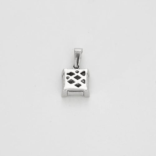 Pendentif Pendentif carré en or blanc 18 carats et 9 diamants princesse 58 Facettes LP601/16
