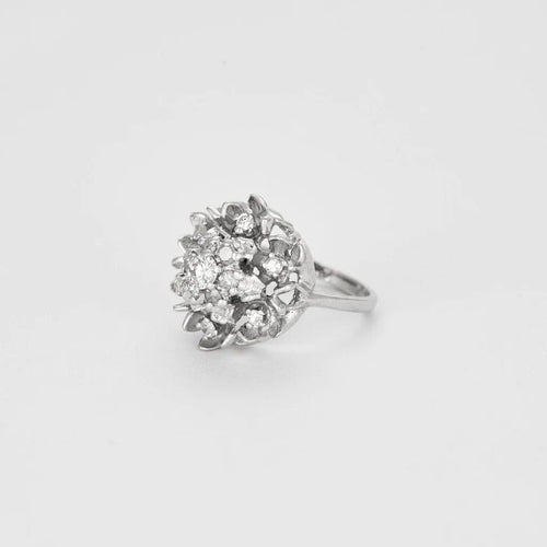 Bague 54 Bague fleur en or blanc 750 et diamants 58 Facettes LP1057/13