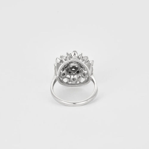 Bague 54 Bague fleur en or blanc 750 et diamants 58 Facettes LP1057/13