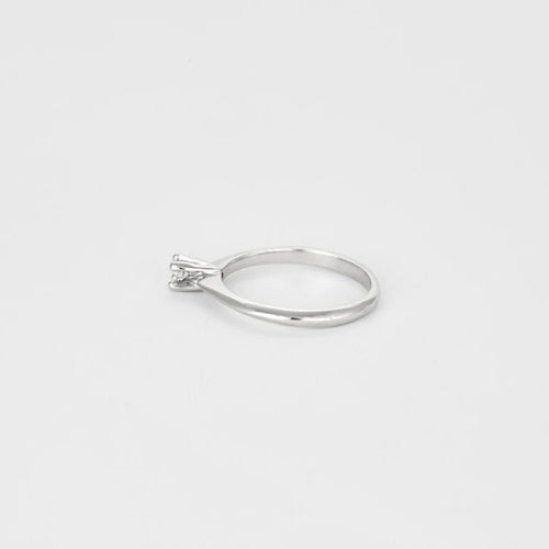 Bague 51.5 Solitaire - Bague en or blanc 18K et diamant taille brillant 0,08 ct 58 Facettes LP1068/12