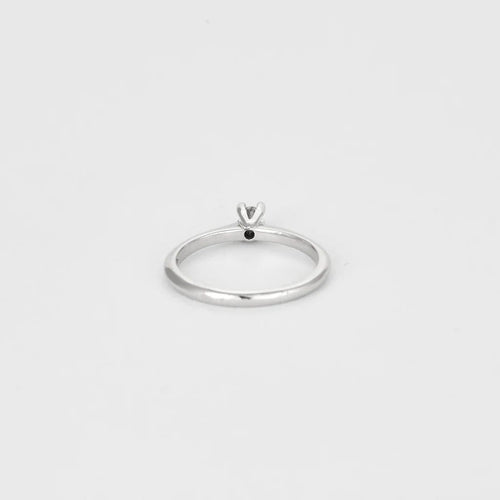 Bague 51.5 Solitaire - Bague en or blanc 18K et diamant taille brillant 0,08 ct 58 Facettes LP1068/12