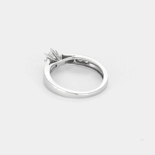 Bague 52.5 Bague solitaire en or blanc 18K et diamants 58 Facettes LP1250/BET