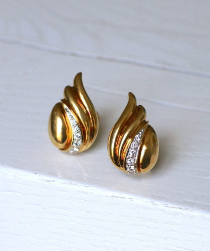 Boucles d'oreilles Boucles d'oreilles clip flamme en or jaune 18kt et diamants 58 Facettes