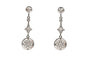 Boucles d'oreilles Boucles d'oreilles pendantes en or 18 carats et platine avec diamants 58 Facettes 10692