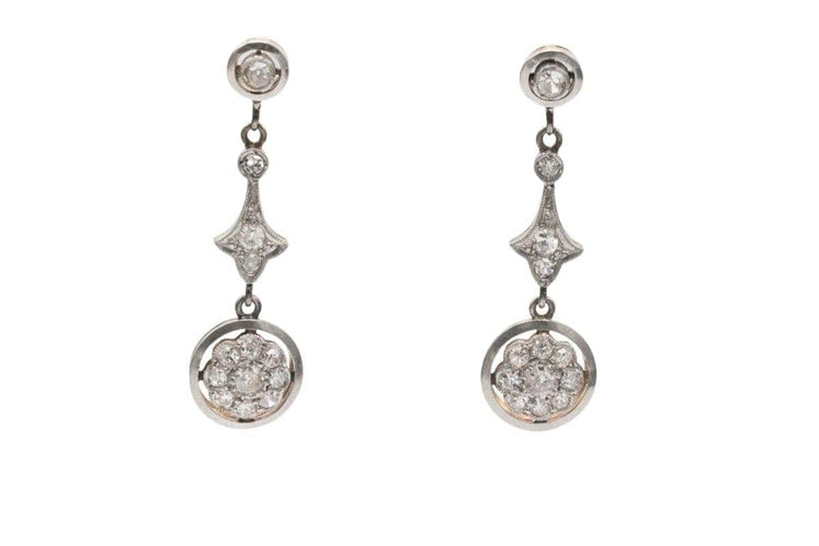 Boucles d'oreilles Boucles d'oreilles pendantes en or 18 carats et platine avec diamants 58 Facettes 10692