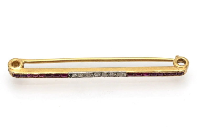 Broche Broche ancienne en or jaune, platine, rubis et diamants 58 Facettes 9209