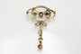 Broche Broche Art déco en or jaune, platine et diamants 58 Facettes 9456
