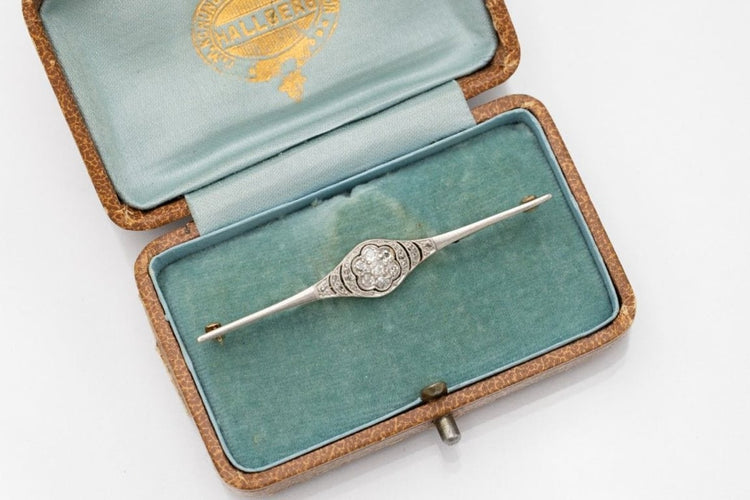 d6bdbf4a-7f79-4a9b-056e-19f41bb94e00