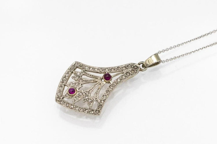 Pendentif Pendentif ancien en or 18 carats, platine, diamants et tourmalines 58 Facettes 9962