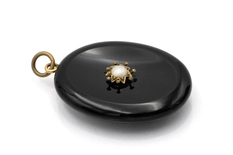 Pendentif Pendentif médaillon porte-photo en onyx avec perle, fin XIXe-XXe 58 Facettes 11349