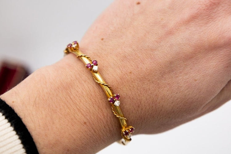 25725c4c-e9e0-45d0-0145-efa269771a00