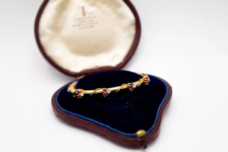 e27a0fd7-6dc7-4826-3bca-7ea3aa3c9e00