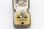Bague 53 Bague ancienne en or jaune 18 carats avec saphir et diamants 58 Facettes 10349