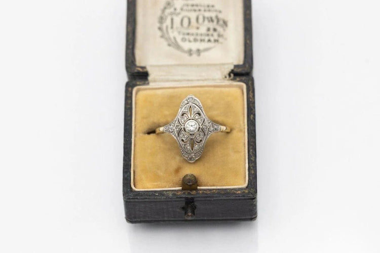 Bague 61 Bague Art déco en or jaune, platine et diamants 58 Facettes 10634