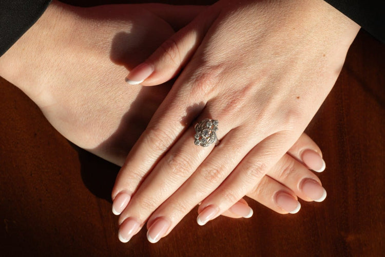 Bague 53 Bague en or blanc 18 carats sertie de diamants 0,73 ct 58 Facettes 10829