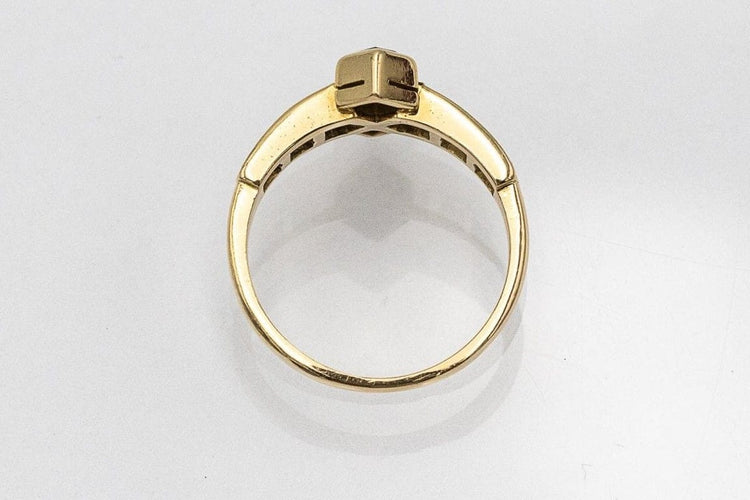 Bague 50 Bague vintage géométrique en or jaune 18 carats, rubis et diamants 58 Facettes 11155