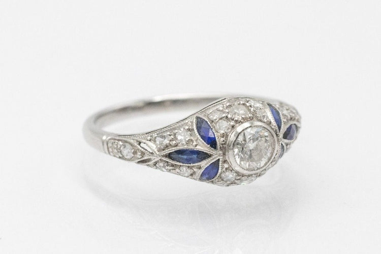 Bague Bague Art déco en platine sertie de diamants et saphirs synthétiques 58 Facettes 11324