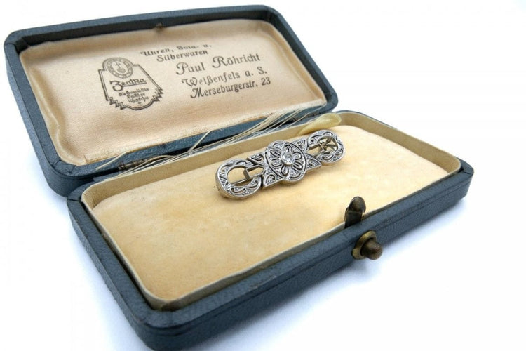 b0338cd8-f4fb-4efc-7888-c1397702a500