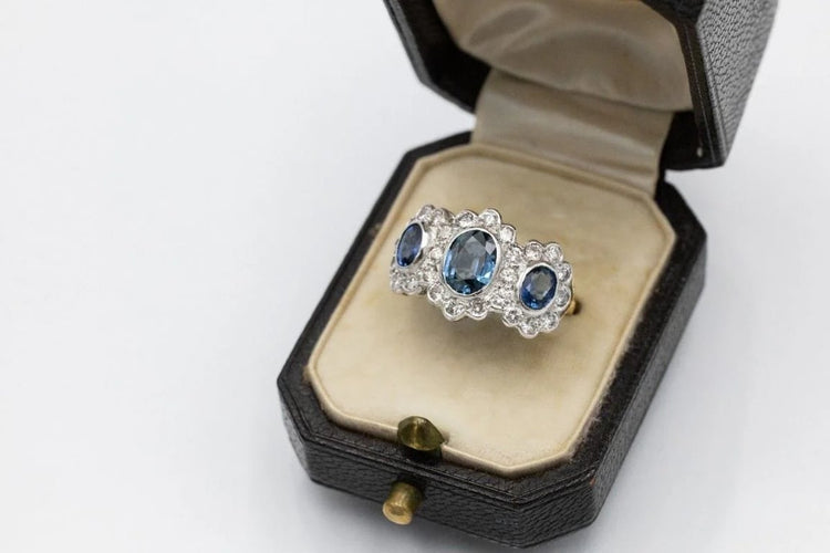 04a77b5f-70db-4088-ad21-8d70c8ebc200